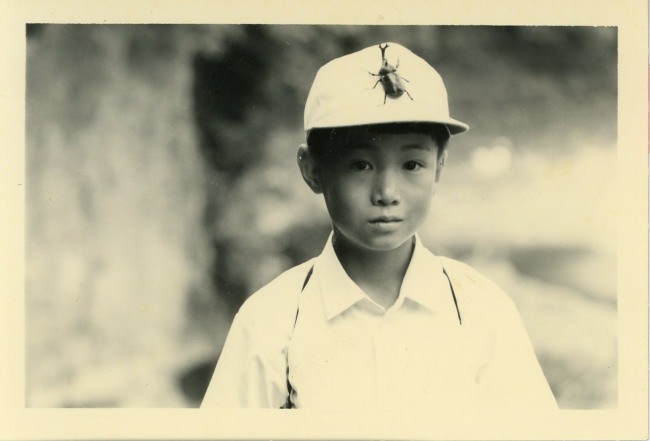 小学5年生のころの柳澤氏。山に囲まれた会津で、空ばかり眺めている天文少年だった（著者提供）