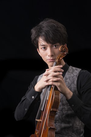 山根一仁（ヴァイオリン）©K.MIURA