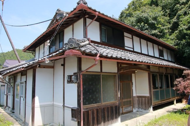 シャンプーハット・てつじが購入した京都・綾部市の空き家