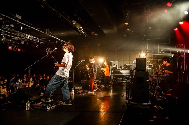 「One Night STAND -SET IN-」 at.恵比寿LIQUIDROOMのライブレポートが到着！さらにそのライブを11月28日(土)に配信決定。