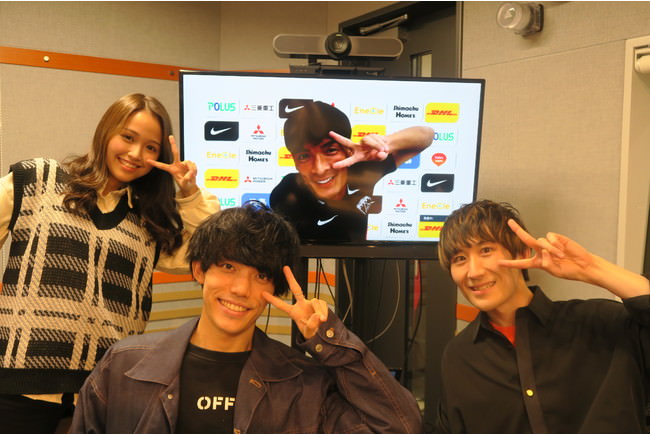 (左から)古野美優、相談者の学生、槙野智章、ヤマシタタカヒサ