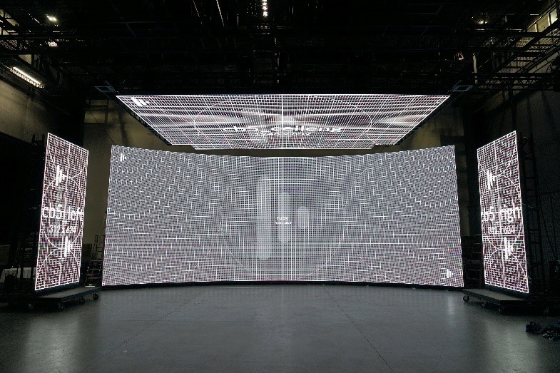 ヒビノ・東北新社・電通クリエーティブXの共同プロジェクト「メタバース プロダクション」が、大型LED常設スタジオ「studio PX」2ヵ所を1月14日からオープン