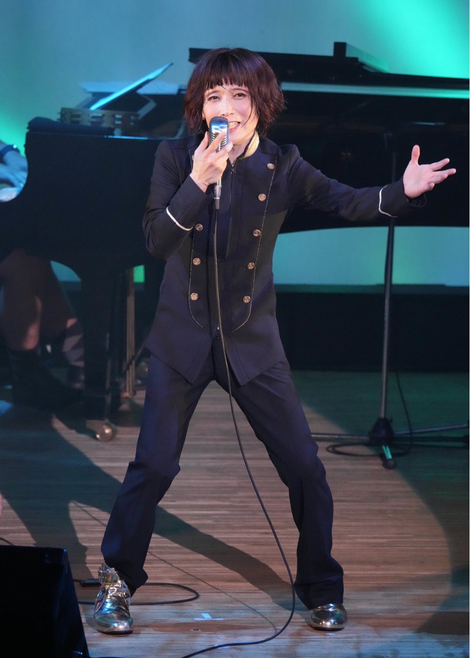 ムード歌謡の貴公子・タブレット純がデビュー20周年記念リサイタル。５月11日に20周年記念シングル「百日紅」発売
