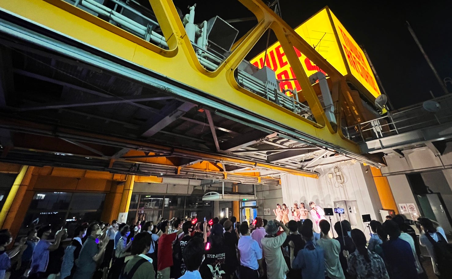 ヘアメイクアーティストYOUCAがおくる新感覚アートイベント「PEEP展」をラフォーレ原宿にて初開催
