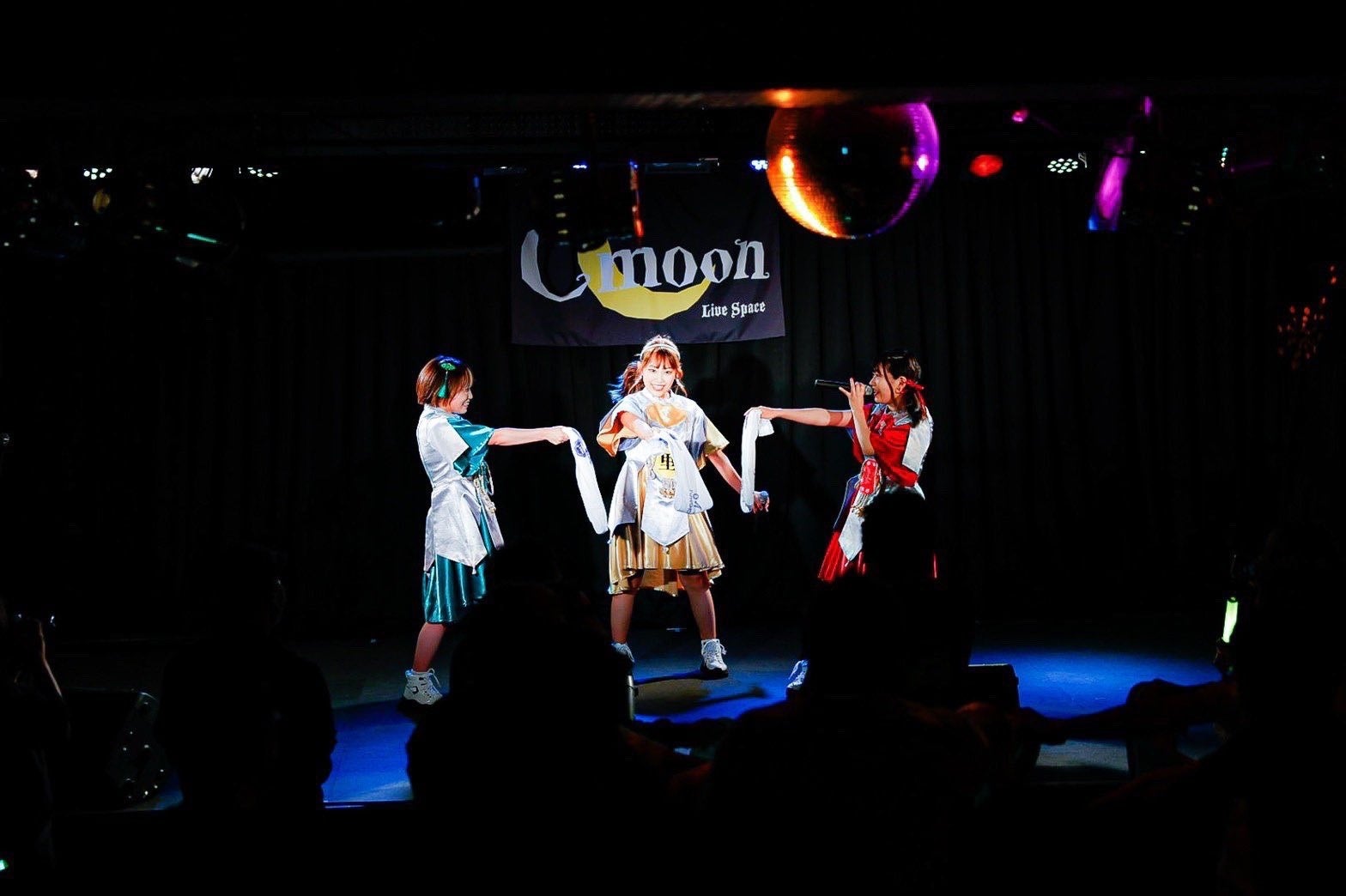 キャンジョバンド「キャンプだホイ」のMVが公開されました！