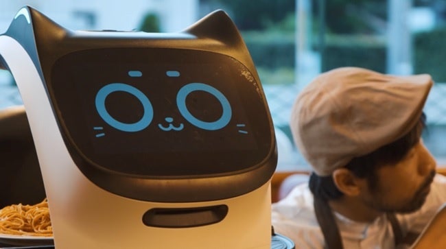 ネコ型配膳ロボット BellaBot（ベラボット）がミュージックビデオに出演　工藤祐次郎「たのしいひとり」（WOWOW連続ドラマ主題歌）で豊かな表現力を発揮！