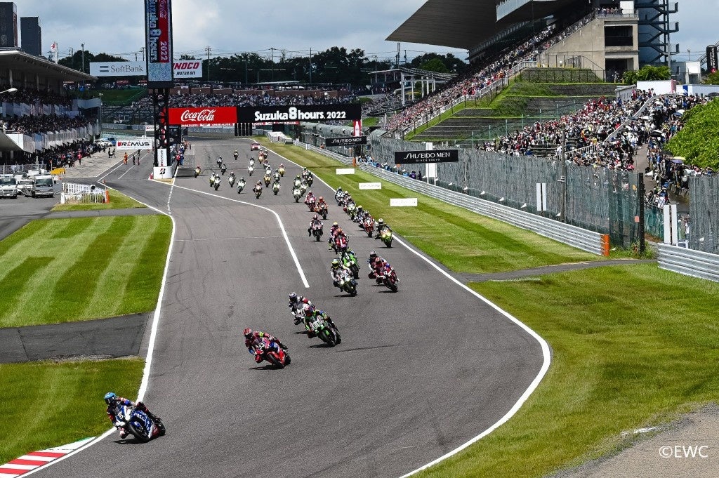 鈴木蘭々の芸能活動35周年記念を記念した初のベストアルバムが本日発売!新曲「Rain」のMV公開&配信もスタート!