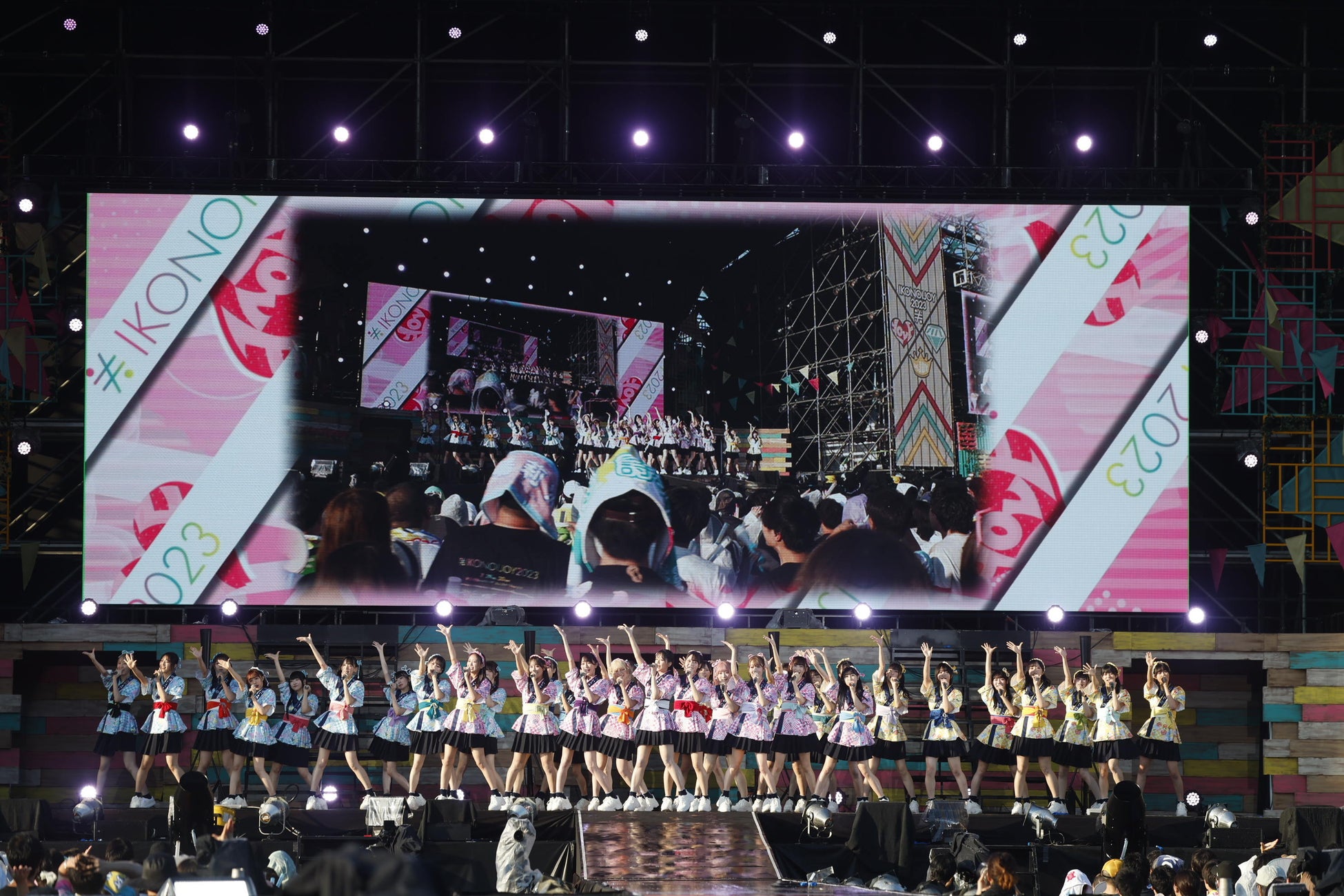 レーベルの垣根を越えて、話題の声優・アニソンアーティストが月替わりで登場！8月はロックユニットのGRANRODEOが担当！