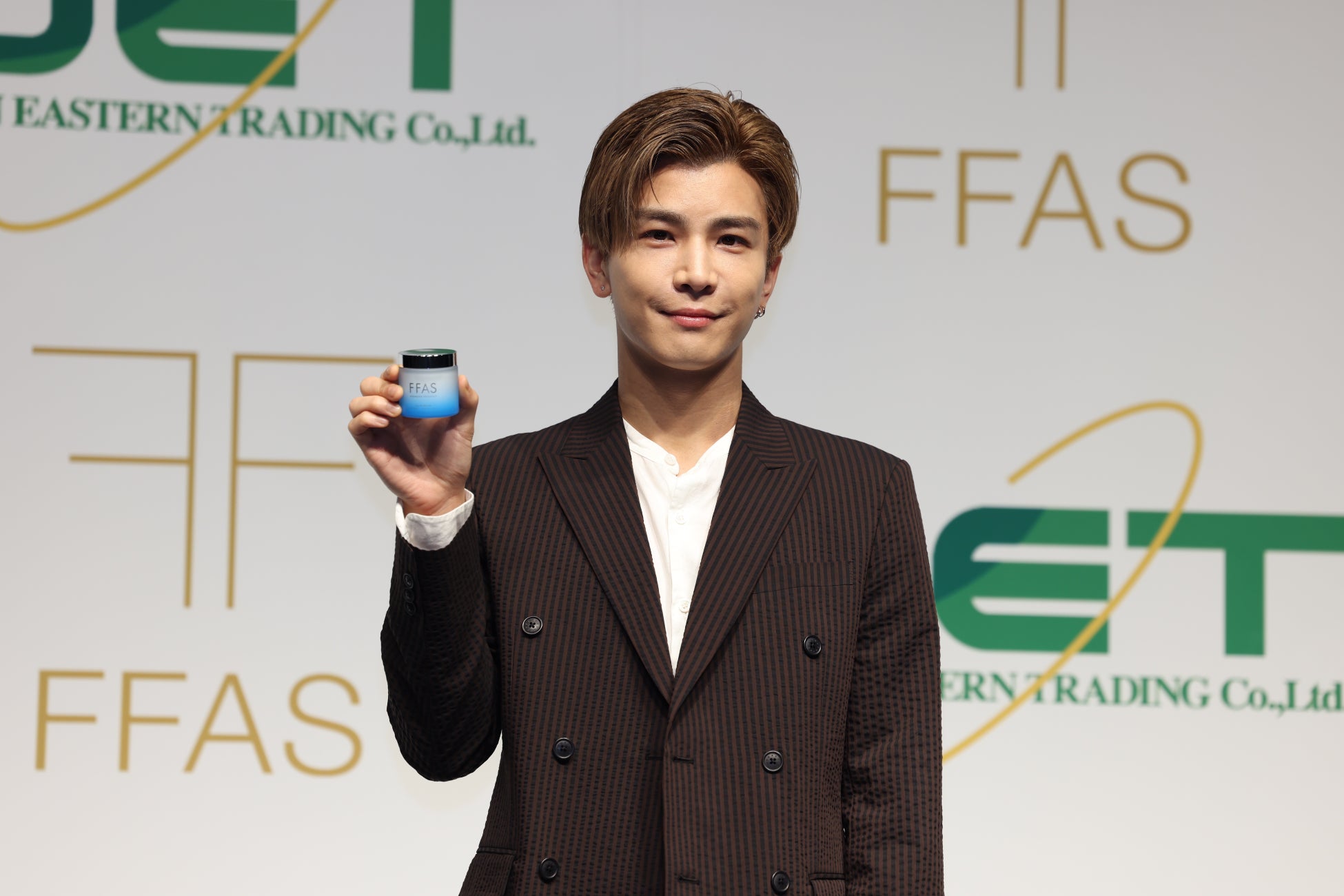 【二階堂ふみ×KAPOK KNOT】木の実由来のサステナブル素材「カポック」から生まれたアニマルフリーなコラボアウター再販決定。8月26日(土)から直営店舗とECにて先行予約販売