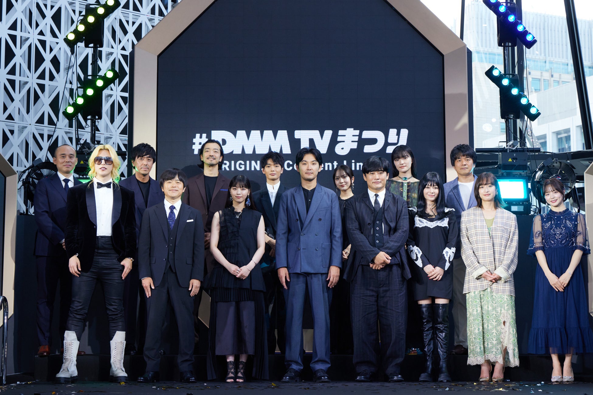 フジテレビ大人気番組「突然ですが占ってもいいですか？」と「YEN TOWN MARKET」がコラボレーション！「開運」をキーワードとした、カプセルコレクションをリリース！！