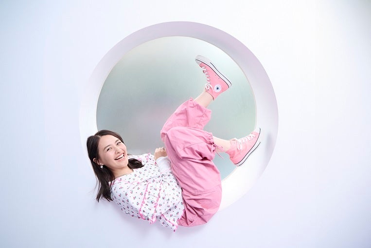 “ガールズ・バンド界のアベンジャーズ”、至高へのマイルストーン。ギブソン・ブランズのYouTubeシリーズ「Replays」第4弾公開！