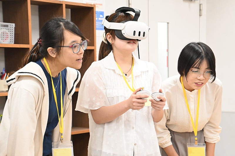 専門学校東京アナウンス学院×配信・VR・クリエイター企業 が“新時代の授業”を展開～人気ライバーによる講義からメタバース体験まで～