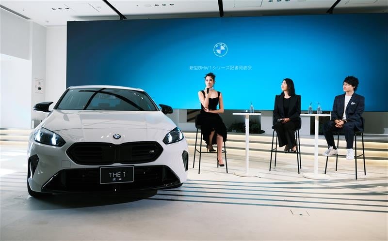 モデル 森星さんを招いた特別イベント『新型BMW 1シリーズ 記者発表会』を開催