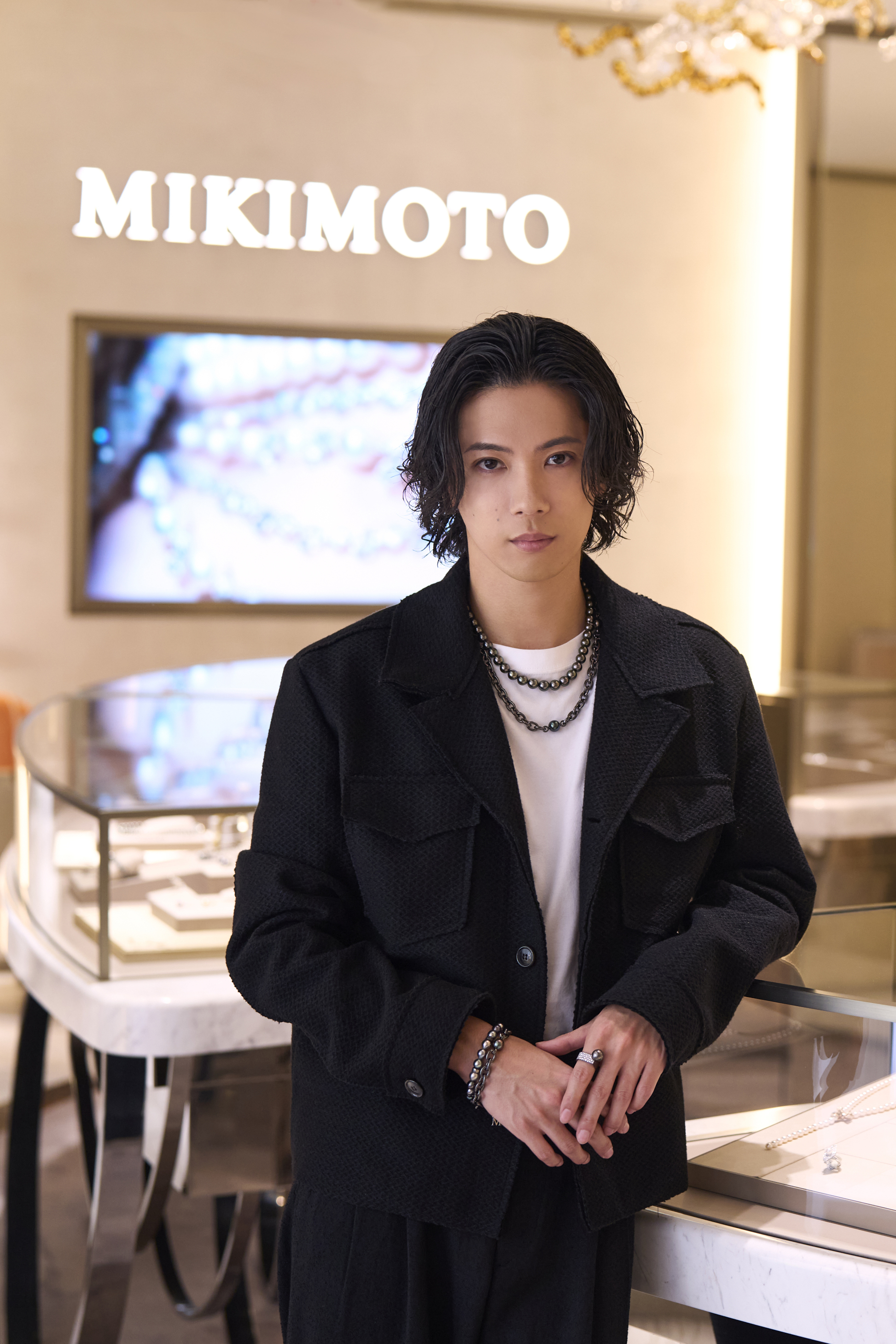 MIKIMOTO、神宮寺勇太とのパートナーシップ契約を締結　
5番街にあるニューヨーク店に初来店