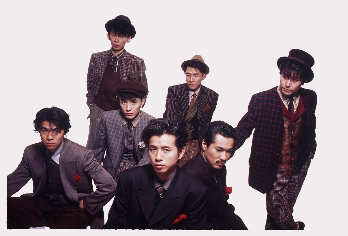 結成35周年！ PMCまるごと1冊THE YELLOW MONKEY。本日より、東京・りんかい線国際展示場駅にて未掲載写真使用の大型ポスター掲出開始！