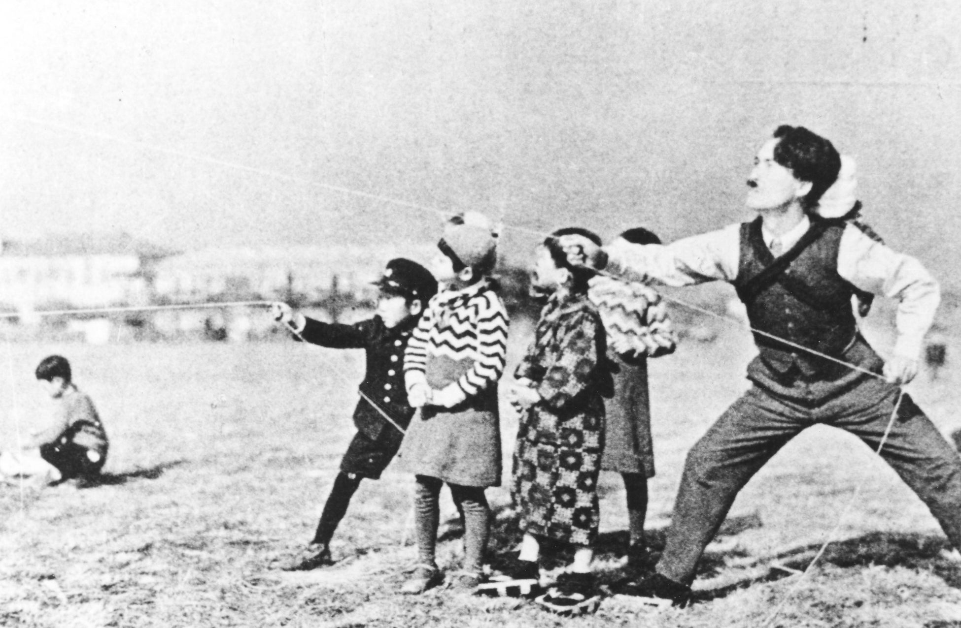 SNS総フォロワー数150万人超え!謎のお面ダンス集団「O-MENZ」神田明神での節分祭に登場。