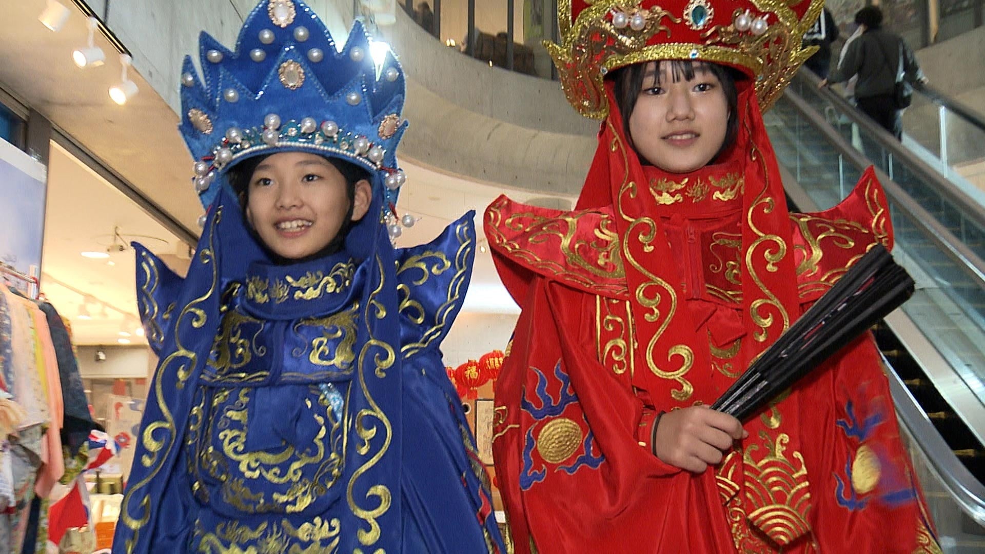 「ABEMA」、2月21日(金)よる10時より放送する『ダマってられない女たち』第10話に先駆けて、新川優愛、ゆうちゃみらゲストのスタジオの様子を公開!