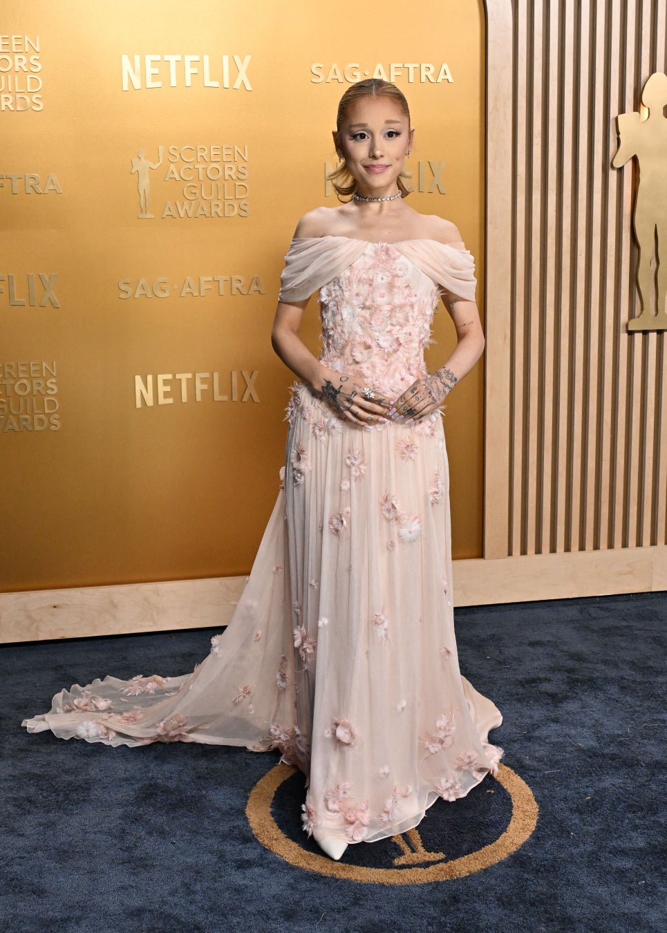 北大路欣也が丸の内TOEIの舞台で感無量!最新第8作「三屋清左衛門残日録 春を待つこころ」舞台挨拶に登壇