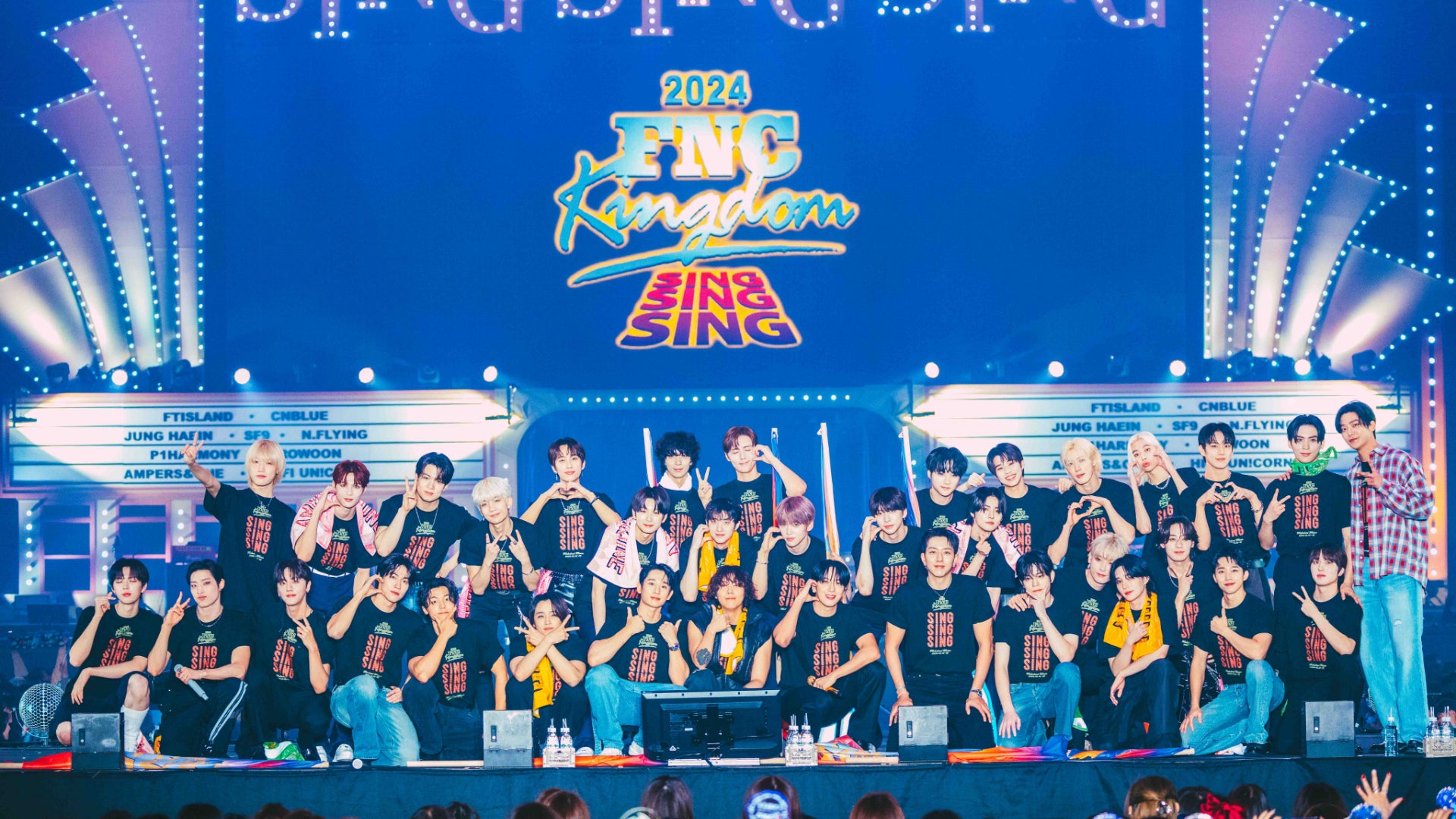 東京で話題の「Oasis Origin + Reconstruction」展が福岡に巡回。Oasis Live ’25東京ドーム公演チケットが当たるスペシャルキャンペーンも実施。