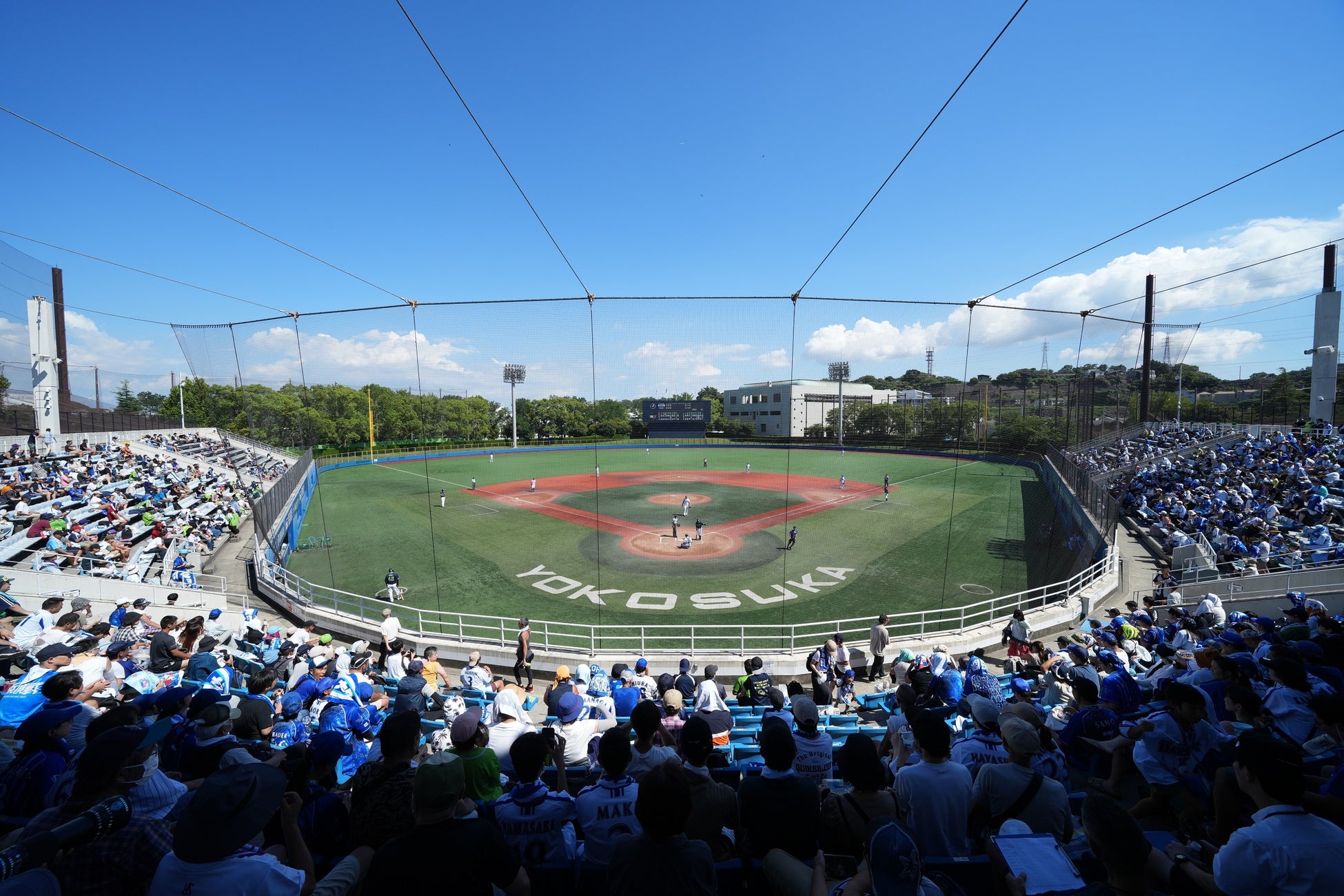 松重豊さんとはじめたグルメ番組が日本/韓国で大人気で注目を集めている「バラードの皇帝」ソン・シギョンの連載が日本でスタート!