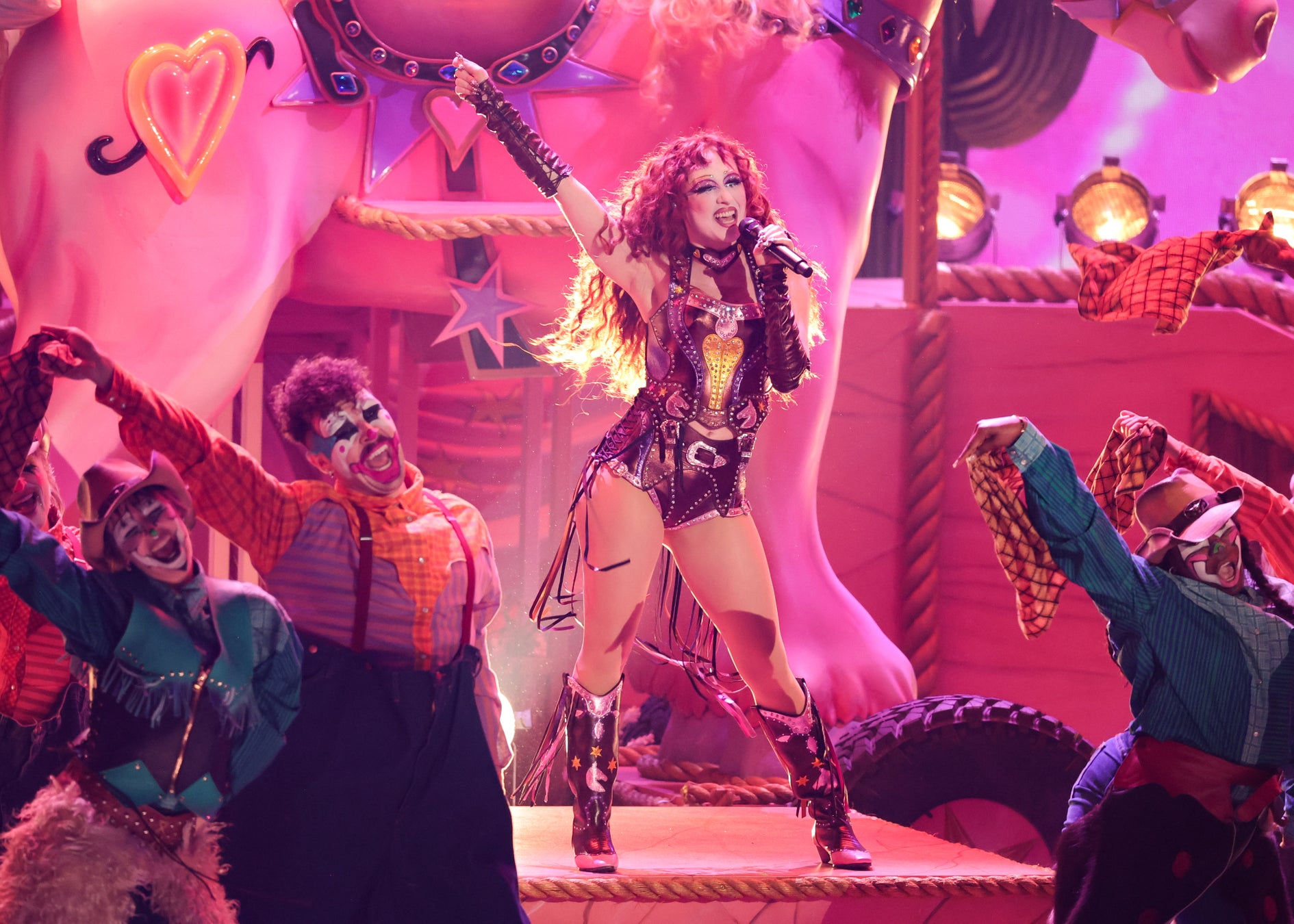 4月11日毎週金曜日24時30分より放送・配信決定！！TOKYO MX、サンテレビ、BS11にて放送ABEMAにて地上波同時・見放題独占配信！本ビジュアル、追加キャラクター、キャスト&スタッフを公開。