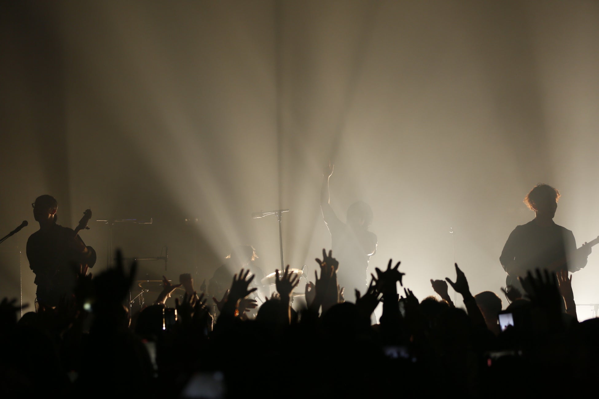 ハナレグミ、iriがスペシャルライブを披露！BE:FIRST・MANATOがトークゲストで登場。『SAISON CARD TOKIO HOT 100』リスナー感謝祭が開催【オフィシャルレポート】