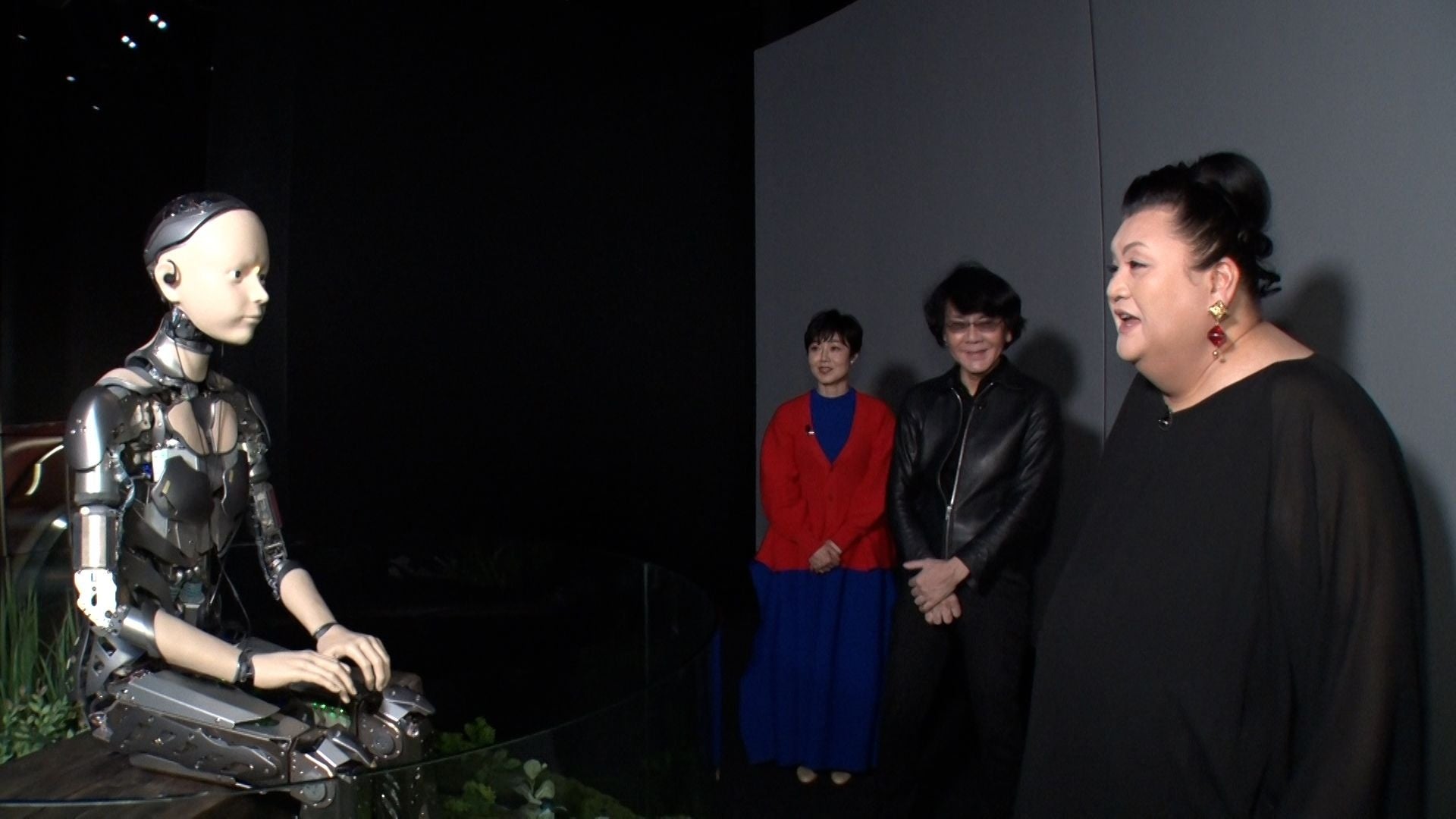 GMOインターネットグループの運営する「GMOオフィシャル.shop」でJO1のチャリティバンドを100本限定販売