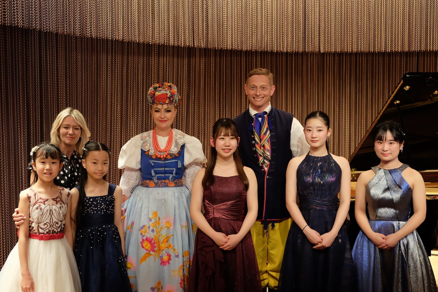 BABYMETAL表紙・40P特集の『PMC Vol.36』、予約・購入特典BABYMETALポストカードのビジュアル解禁!