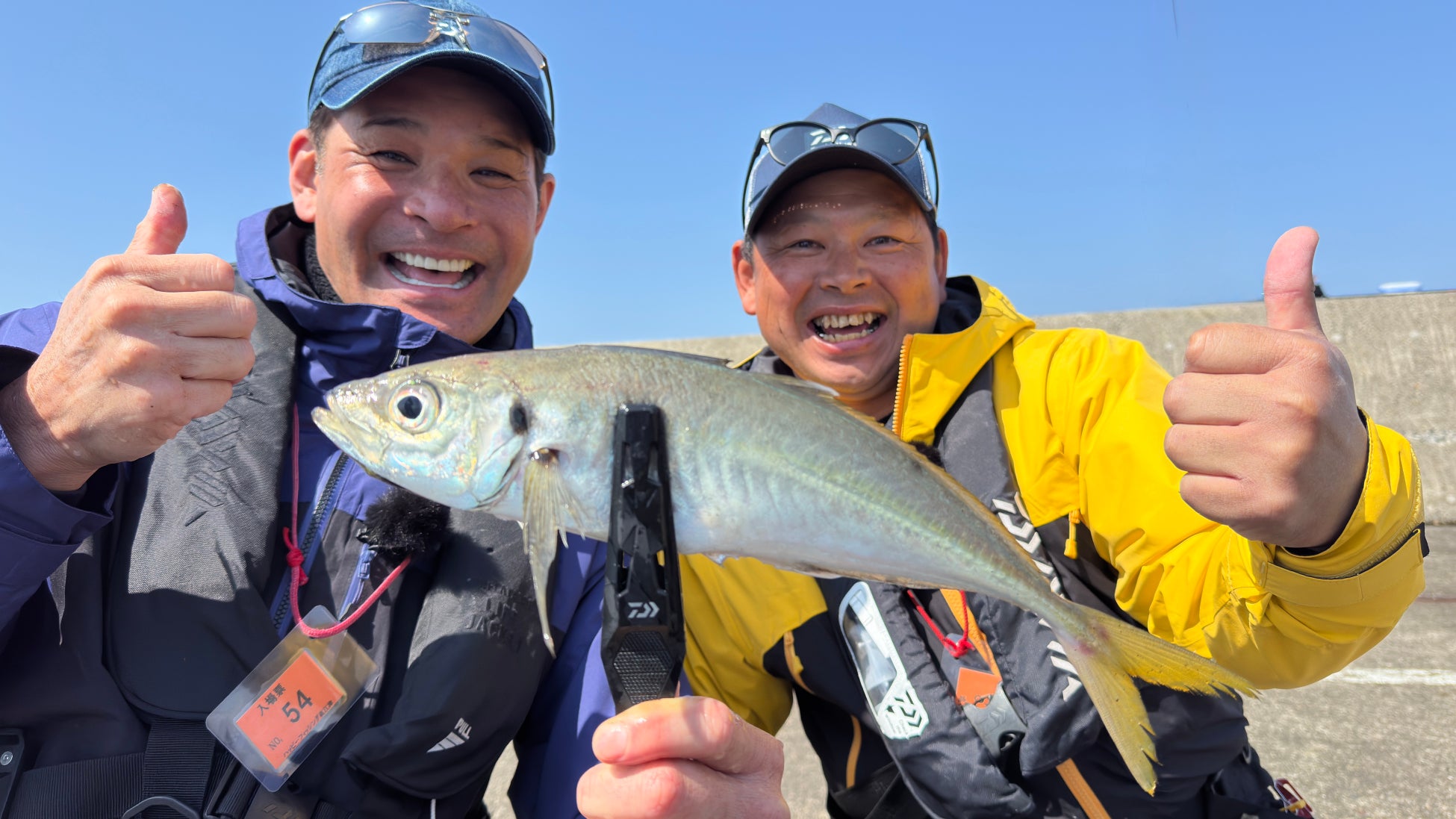 府中の森芸術劇場 リニューアルオープンを彩るバナーフラッグをテクノスカレッジの学生がデザイン
