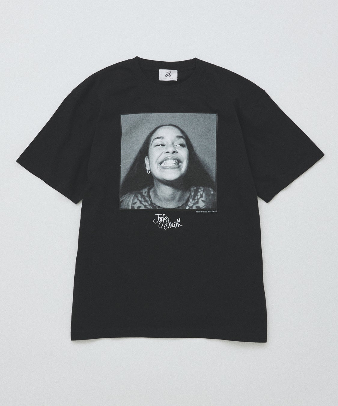 半世紀以上にわたりカセットテープを販売してきたマクセルブランドから、ワイヤレスヘッドホンでも⾳楽を聴くことができる充電式ポータブルカセットプレーヤー「MXCP-P100」を発売