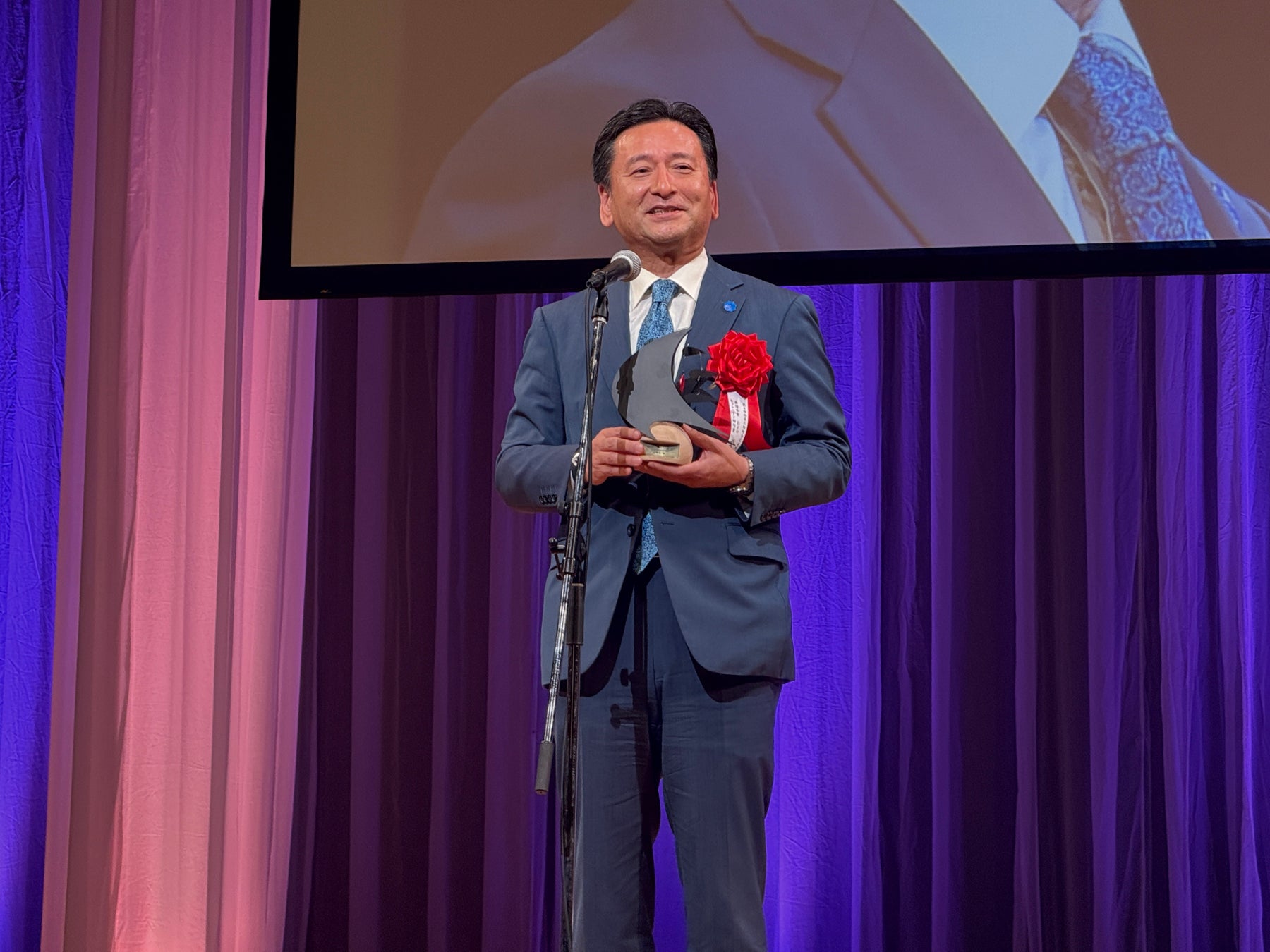 多数のアニメ音楽を手掛ける作曲家の石塚玲依と「The Lunar Codex」にも選出された注目の日本画家 三森麻理亜のコラボレーション作品が5月16日にDICT Recordsよりリリース！