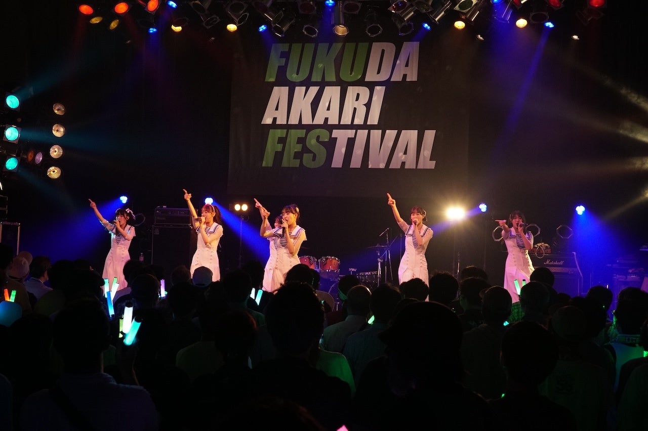 =LOVE 新曲「とくべチュ、して」 5/16付「Apple Music Top 100:日本」にて見事14位にランクイン!発売から2か月半の時を経て、最高位を更新しバイラルヒットを記録中!!