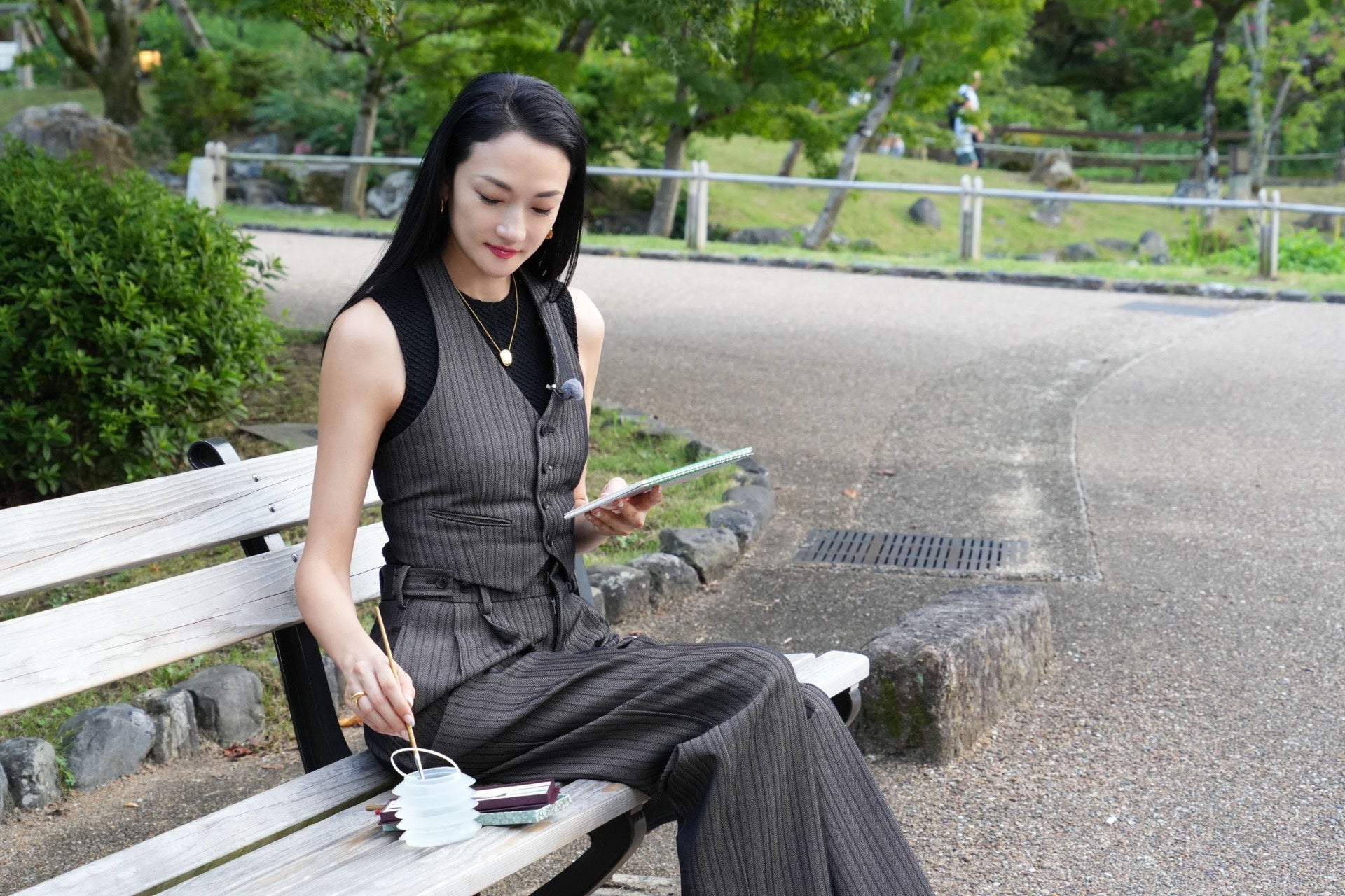 CM初出演のサバシスターが部活動を頑張る学生へ投票を呼びかける新CM!「部活にinゼリー2025(始動)」篇