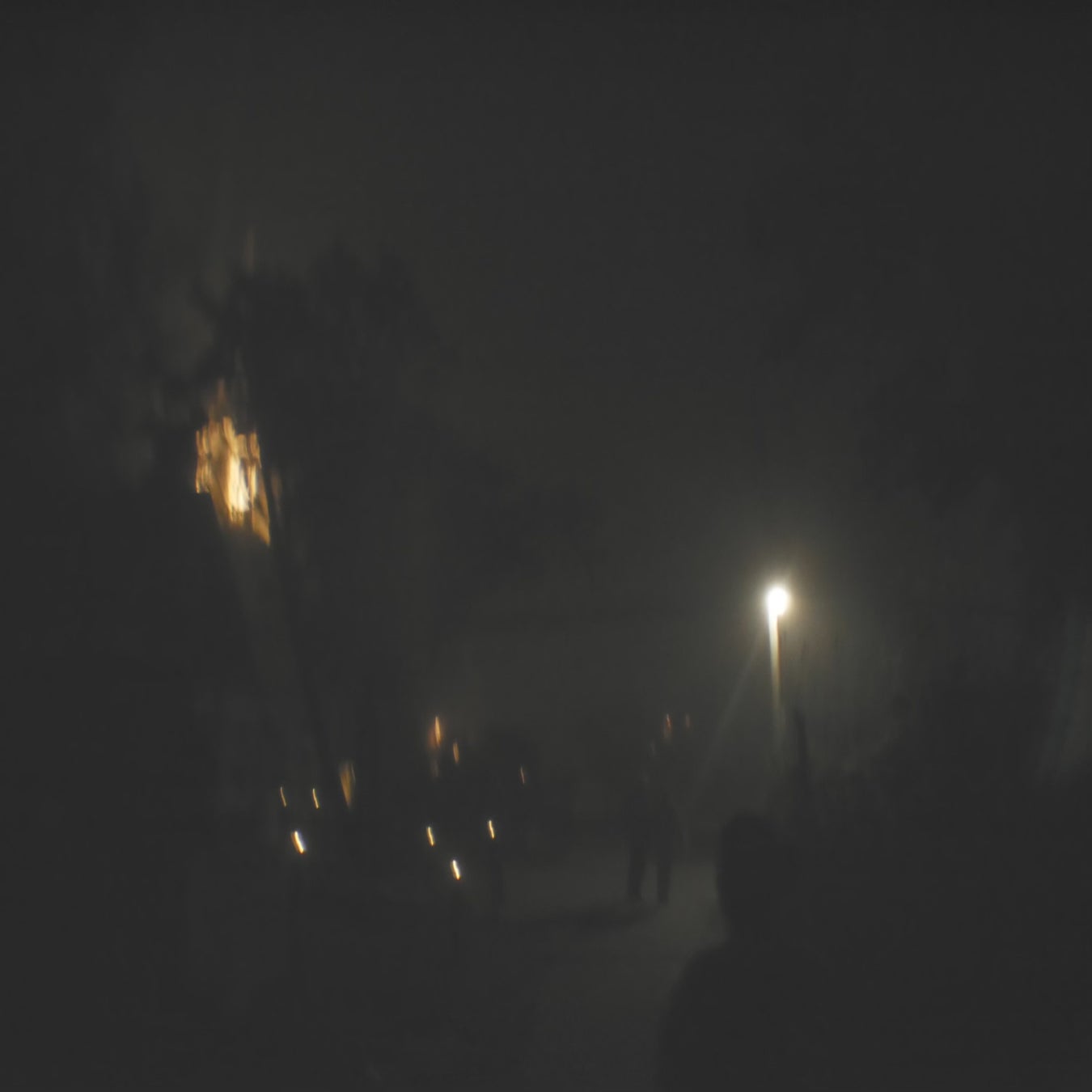 豪日ミックスアーティストNotes From Under Ground、EPに先駆け新シングル「Lying Awake」を5月20日にリリース