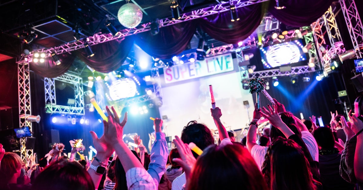 楽器とアーティスト本人によるレッスンをプレゼントする企画「#with the music 」。第5弾の応募が5月20日13時よりスタート!