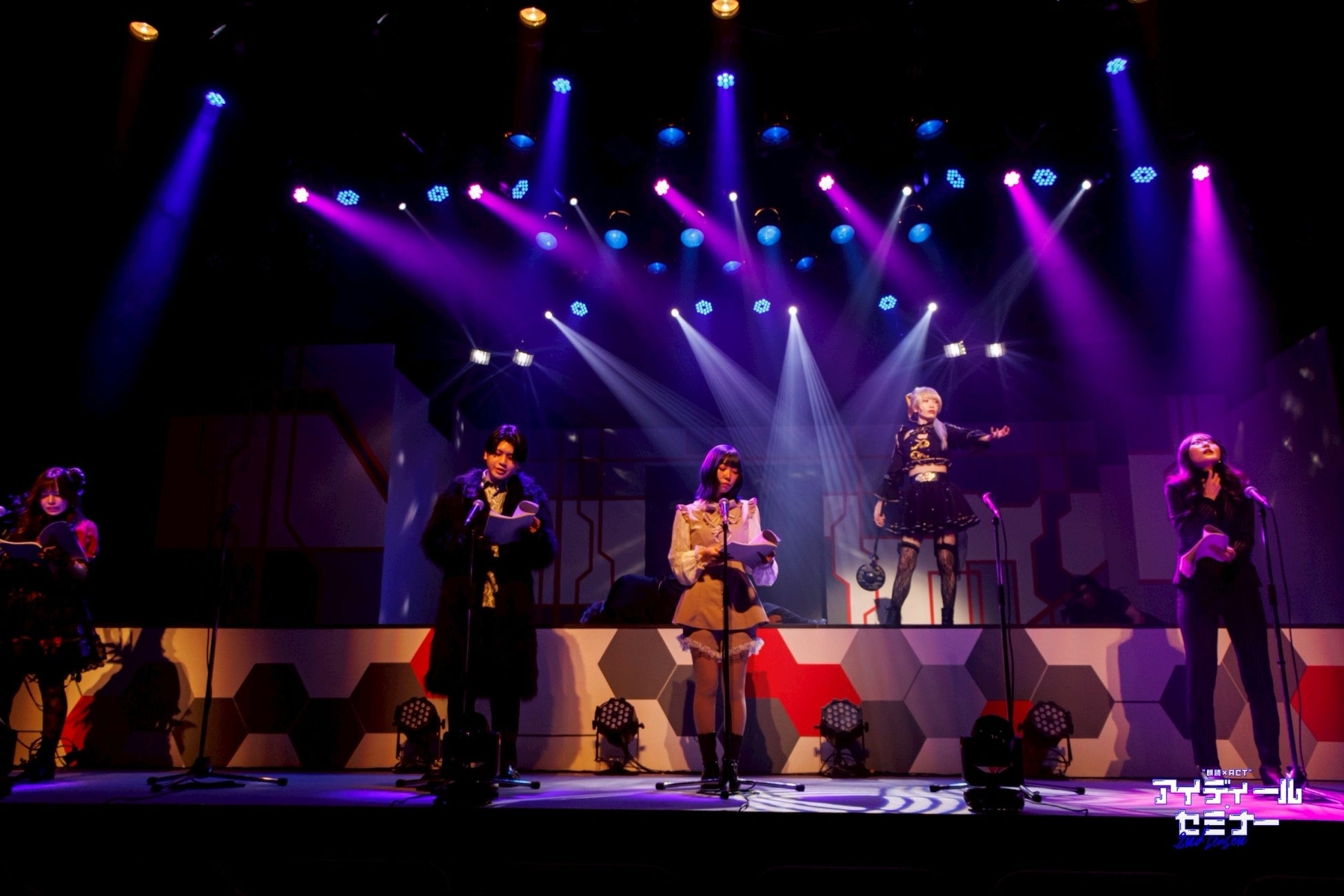 <4人男子のパパ>TAKのNew Single『Hug & Kiss』。子育て世代に贈るハートフルな一曲。5月27日(火)、各音楽配信サービスより配信開始!