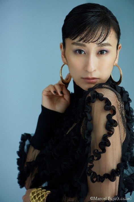 【男女1000人に聞いた】ホームページが個性的だと思う芸能人ランキング!