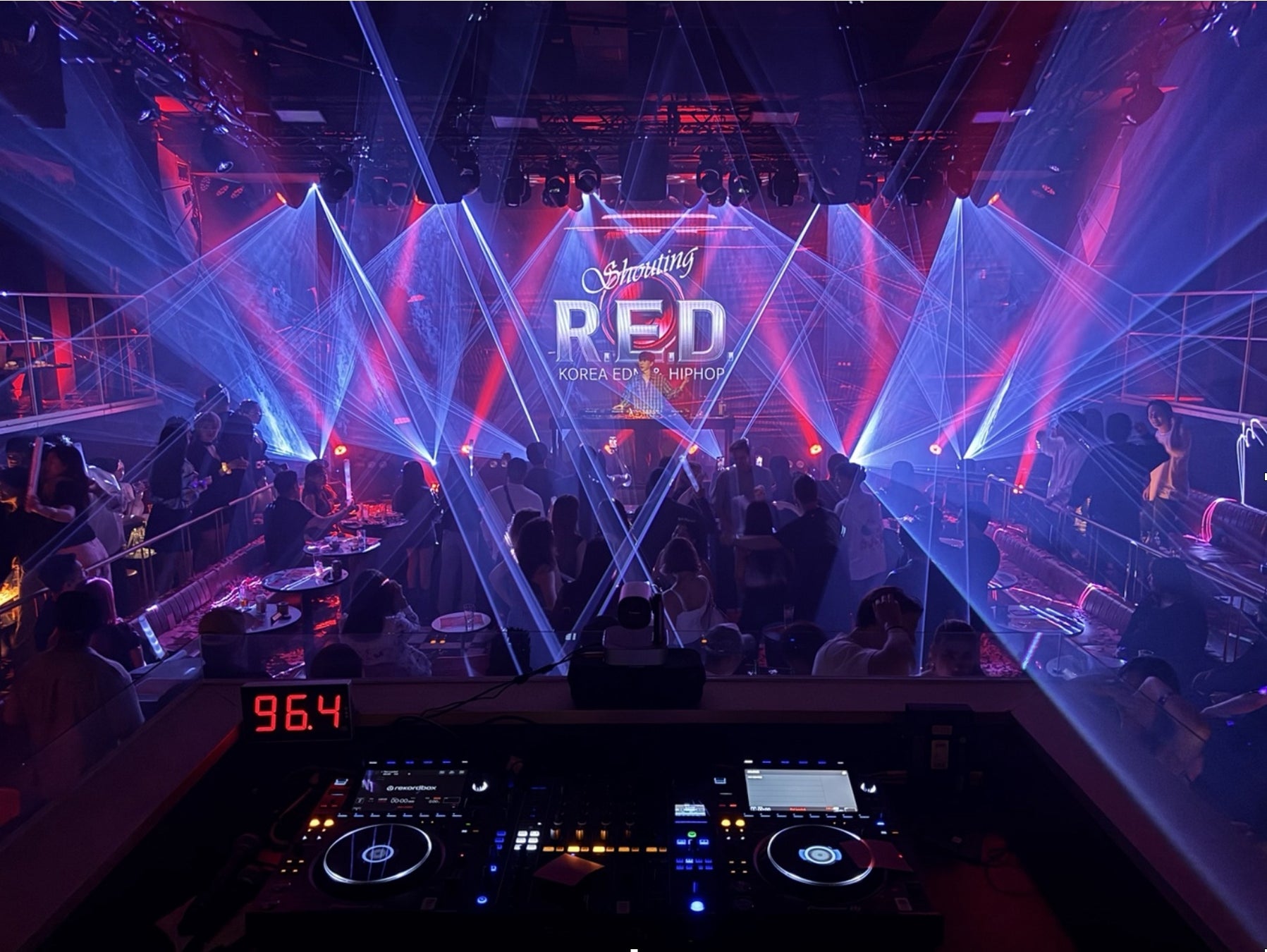 有名監督が手がけるYouTube新番組「ONETIME」始動。初投稿で100万再生を突破、6月11日に試写会開催