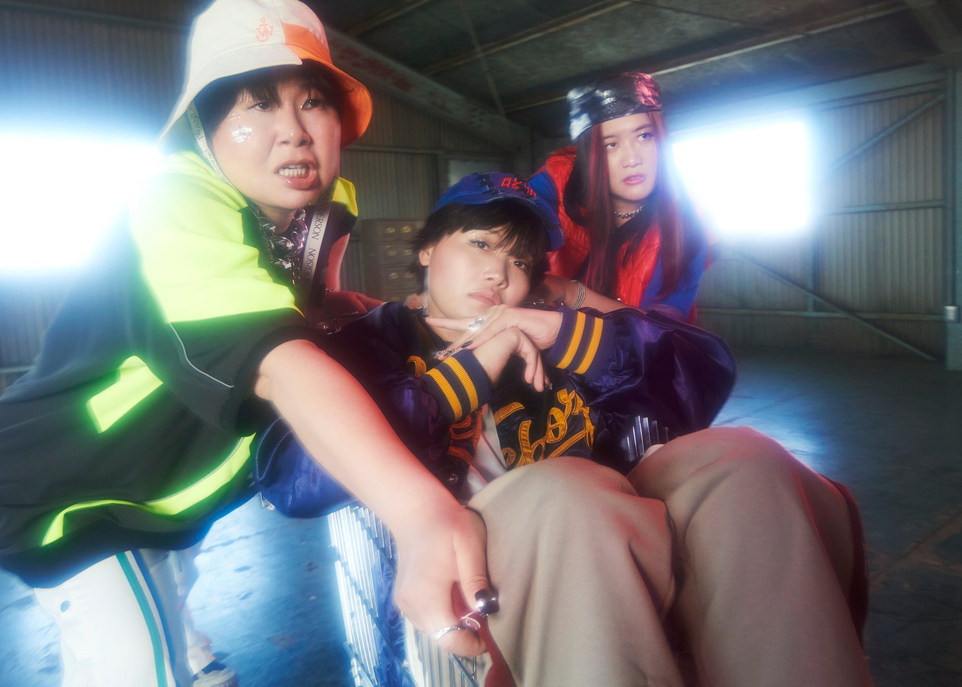 テキサス州ヒューストン出身のバンド【KHRUANGBIN】 マーク・スピアとローラ・リーのシグネイチャーモデル2025年6月11日（水）発売