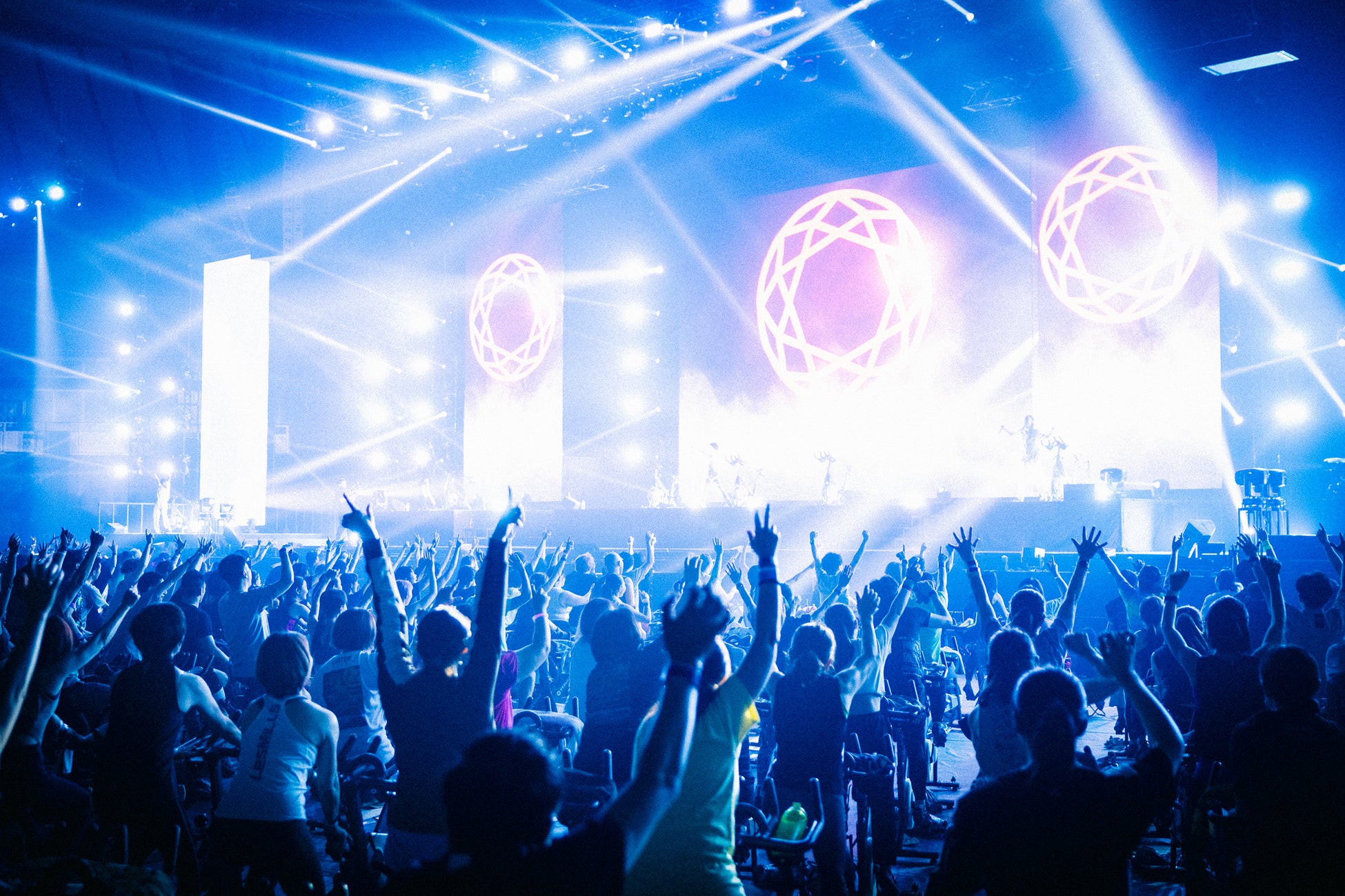 6月11日（水）より「Vキセカエ」にTVスペシャルアニメ『五等分の花嫁∽』が登場！