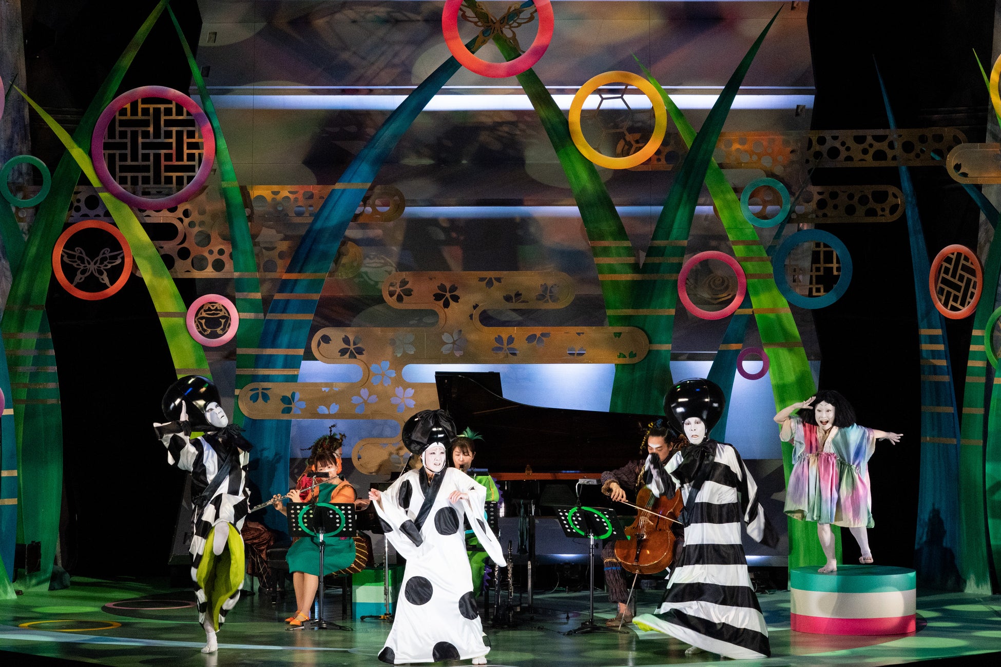 LuckyFes’25、地元プロスポーツチームの鹿島アントラーズ×水戸ホーリーホック×茨城ロボッツが出店、子どもから大人まで音楽の合間に楽しめるイベントを実施