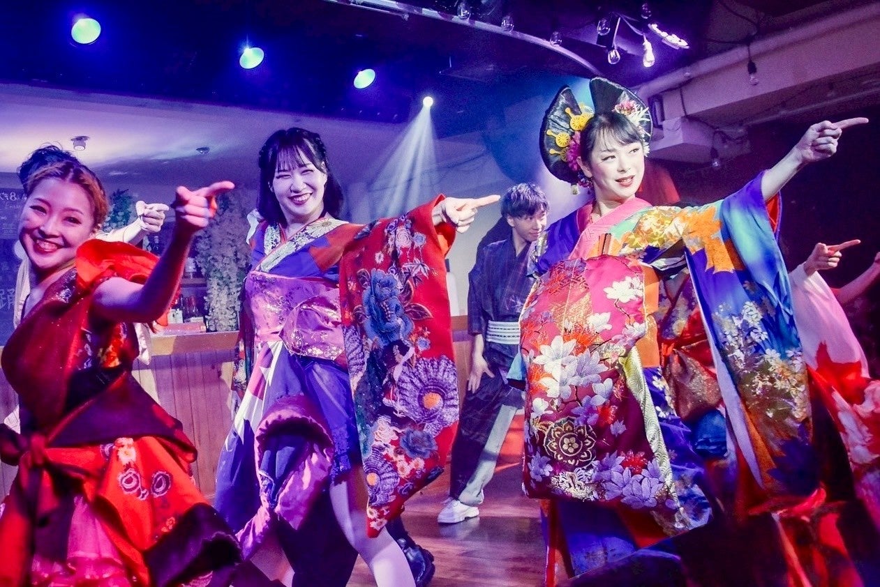 日常使いできるスタンプから森三中ならではの面白スタンプまで24種類『森三中の使いやすいスタンプ』発売!