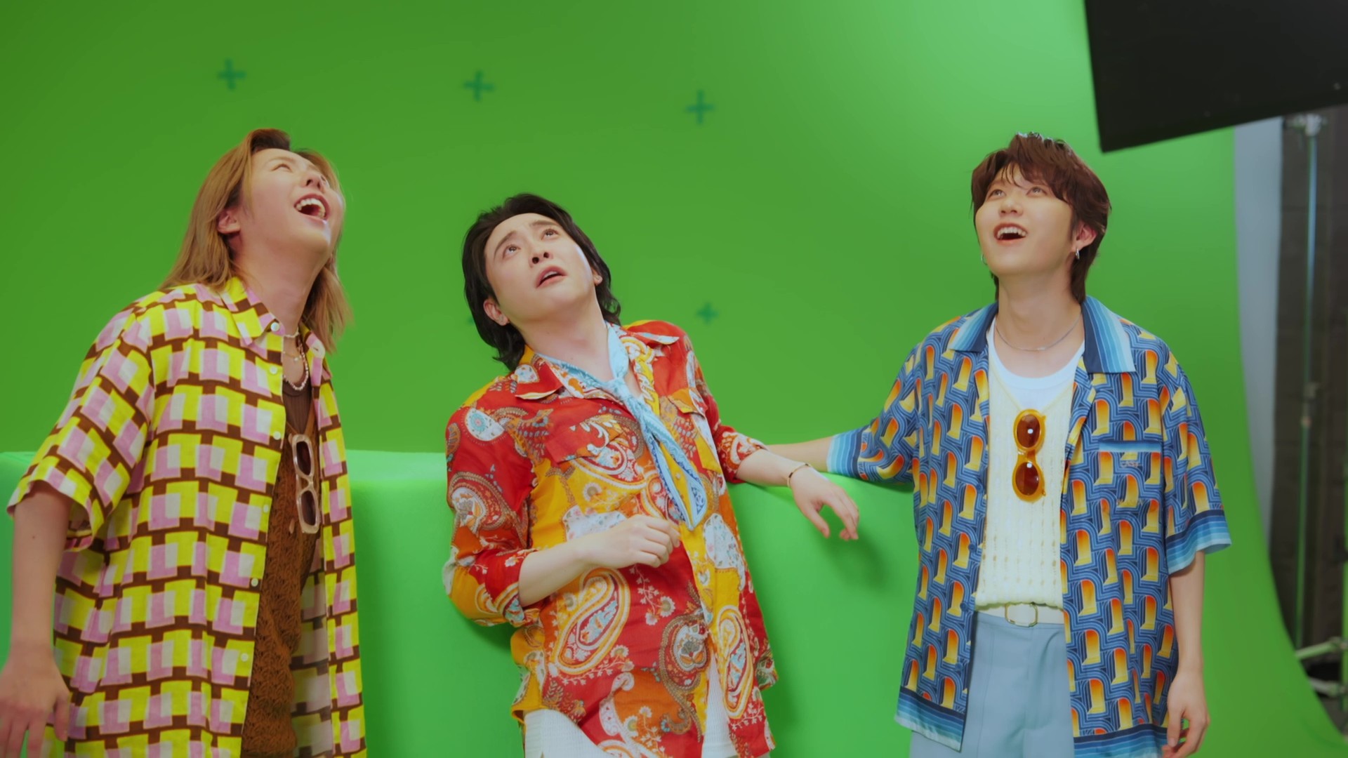 ミセス大森元貴『今年こそは（3人で）プールに行きたい！』 ローソン新TVCM「Mrs. GREEN APPLEの夏の大作戦」篇 CM楽曲は「ビターバカンス」