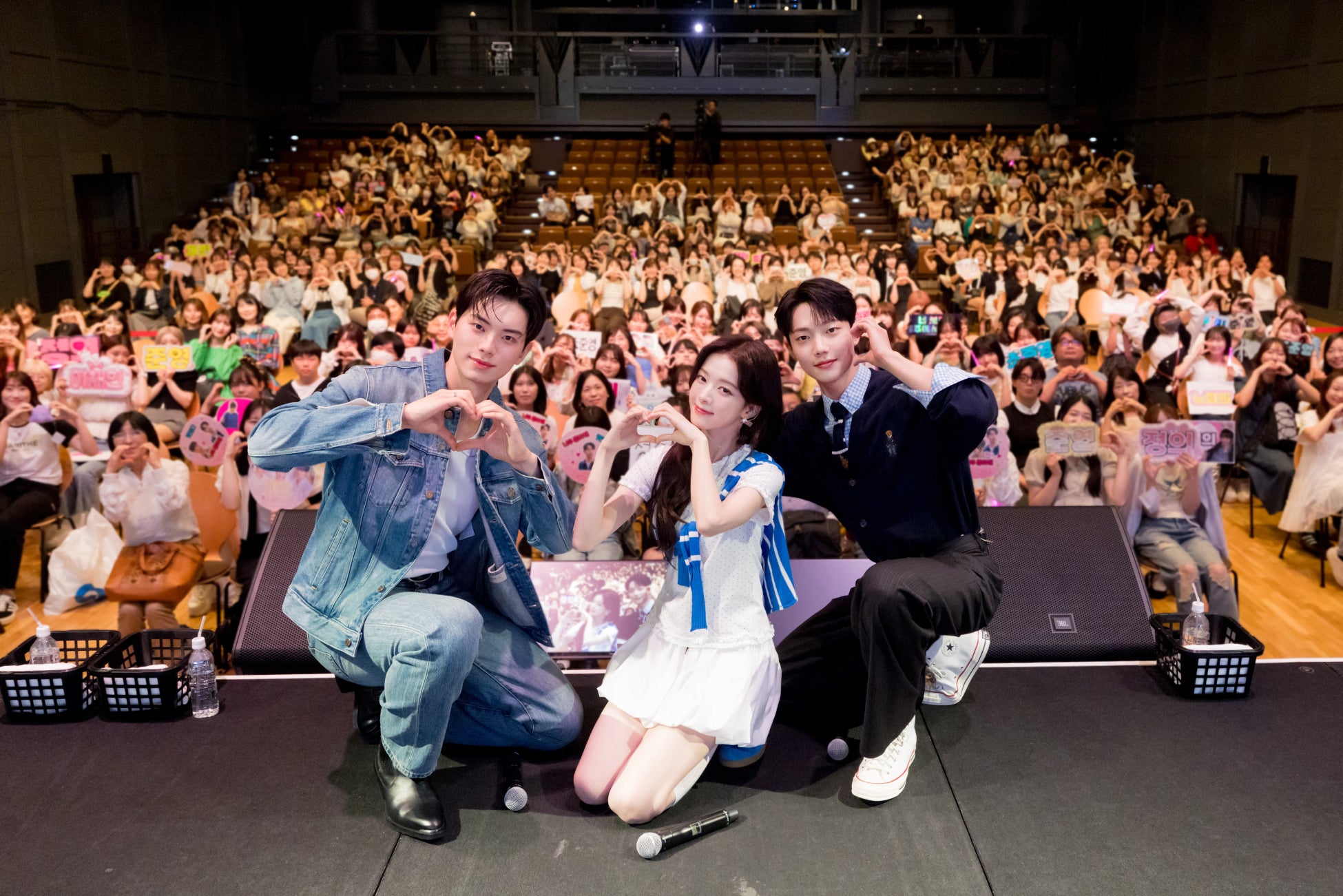 TikTokにて100万再生連発の＜APELUSH＞待望の3rdシングル『MAJI !? 』。2025年6月28日(土)各音楽配信サービスより配信開始