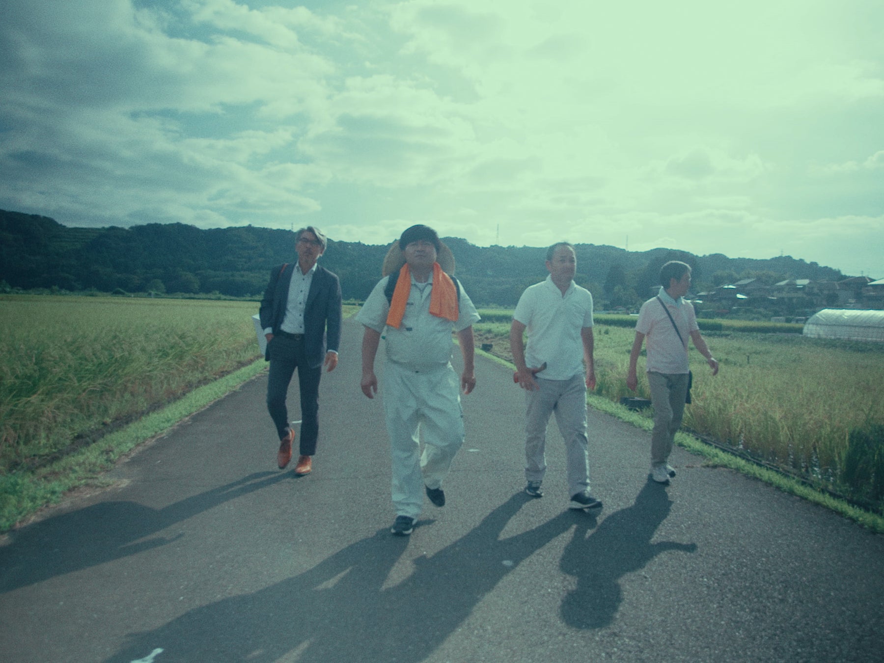 俳優・川栄李奈ファースト写真集のタイトルが「youphoria」に決定！全3種のカバーも大公開！