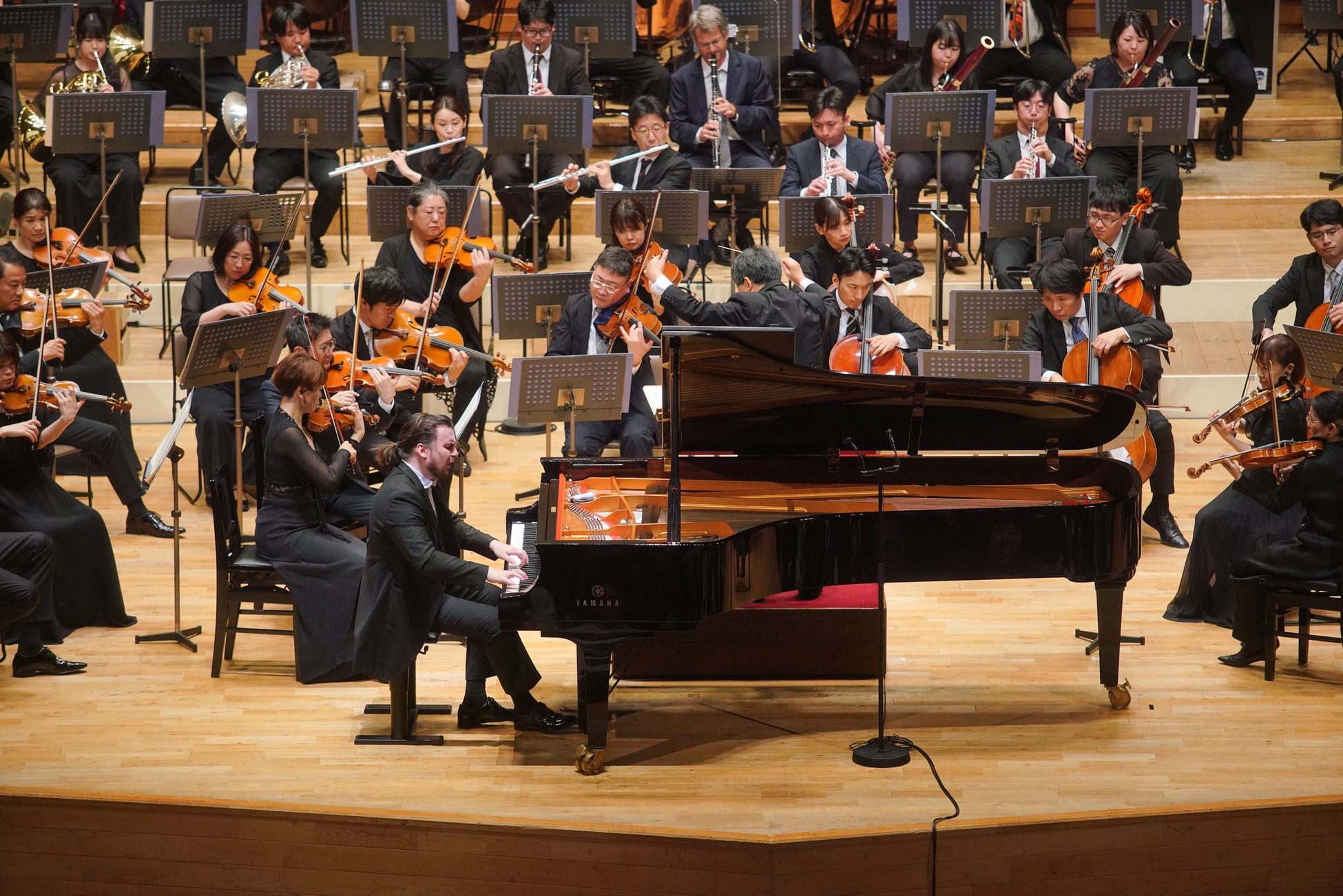 “タンスのゲン”が“ダンスのケン”に!こがけんさんが歌って踊る「ダンスのケン」CMが今夏公開。