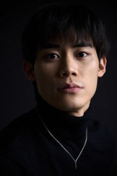 オペラの巨匠レオ・ヌッチ、最後の来日公演! 自身の企画監修でヴェルディの歌劇《椿姫》《リゴレット》を宮廷スタイルで披露