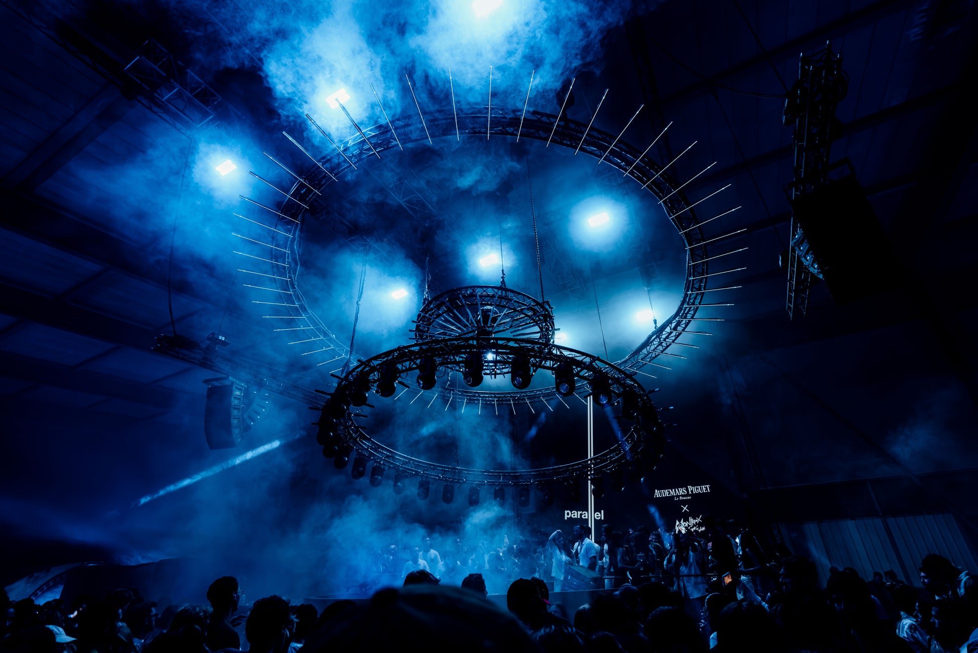 眠れない夜に、ただ音楽に漂う──CROIX HEALINGが描く“未来の夢”のサウンドジャーニー。7/18 配信開始