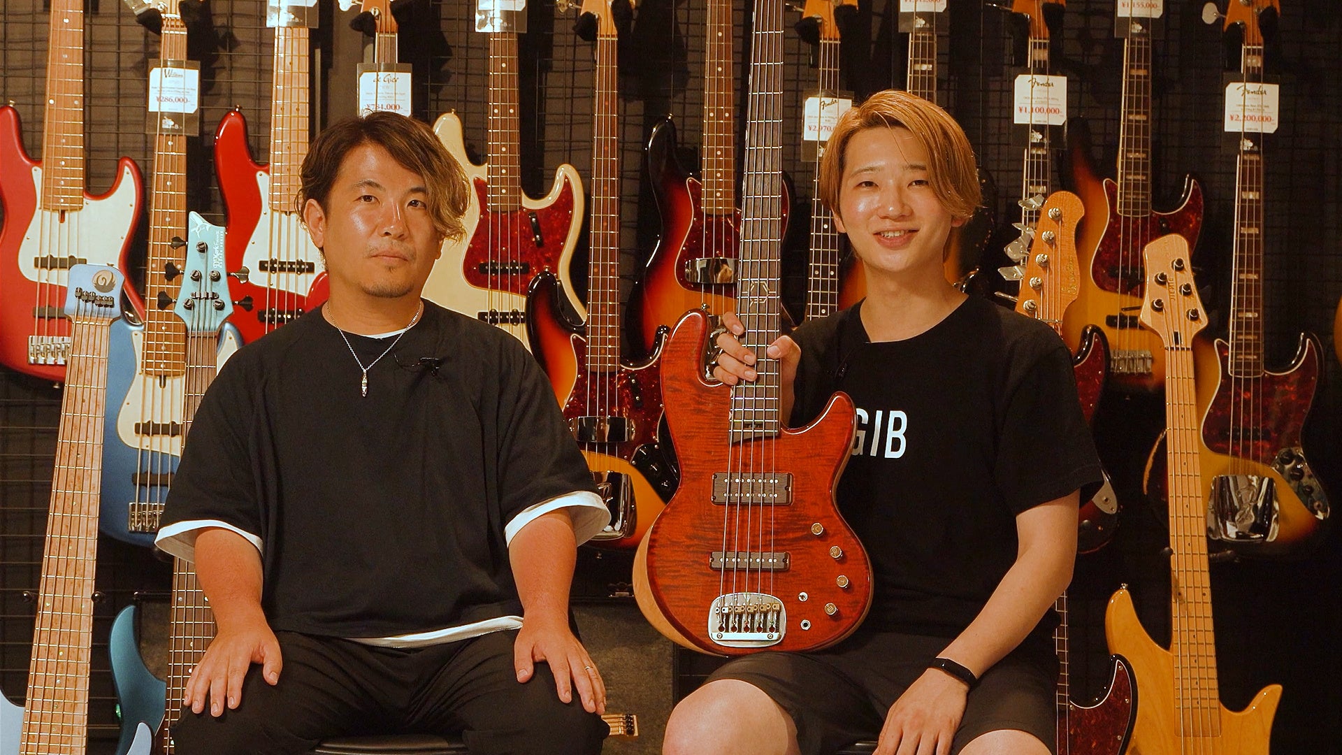 2024年にリリースしたBLYY「東京無宿」、VaVa「再周回」がレコードとして8/13(水)にリリースが決定。VaVa「再周回」にはSPECIAL OTHERSによるRemix音源を新たに収録。