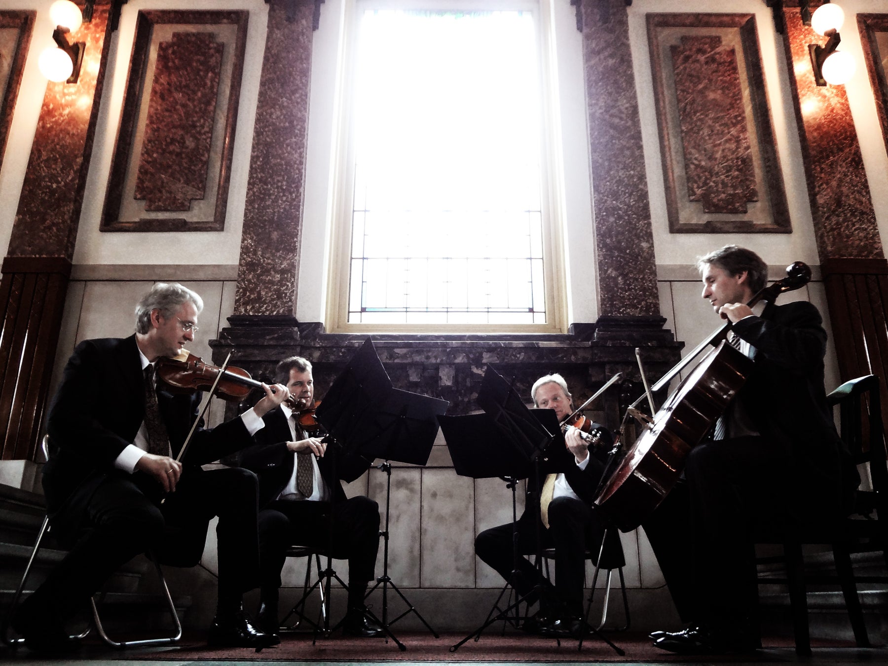 【代官山 蔦屋書店】音楽で毎日の空気を整える。リスニング&トークイベントシリーズ「mood」を8月よりスタート